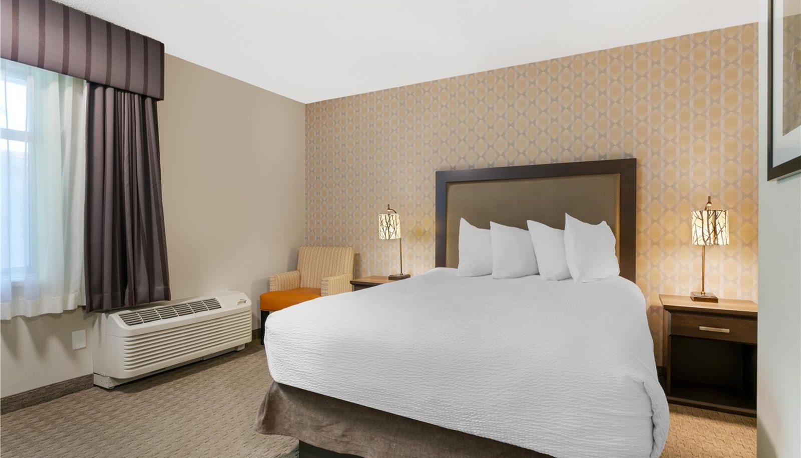 Room - Best Western Plus Country Meadows Inn