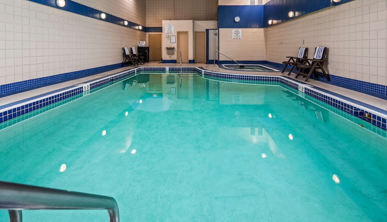 Pool - Best Western Plus Regency Inn & Conference Centre