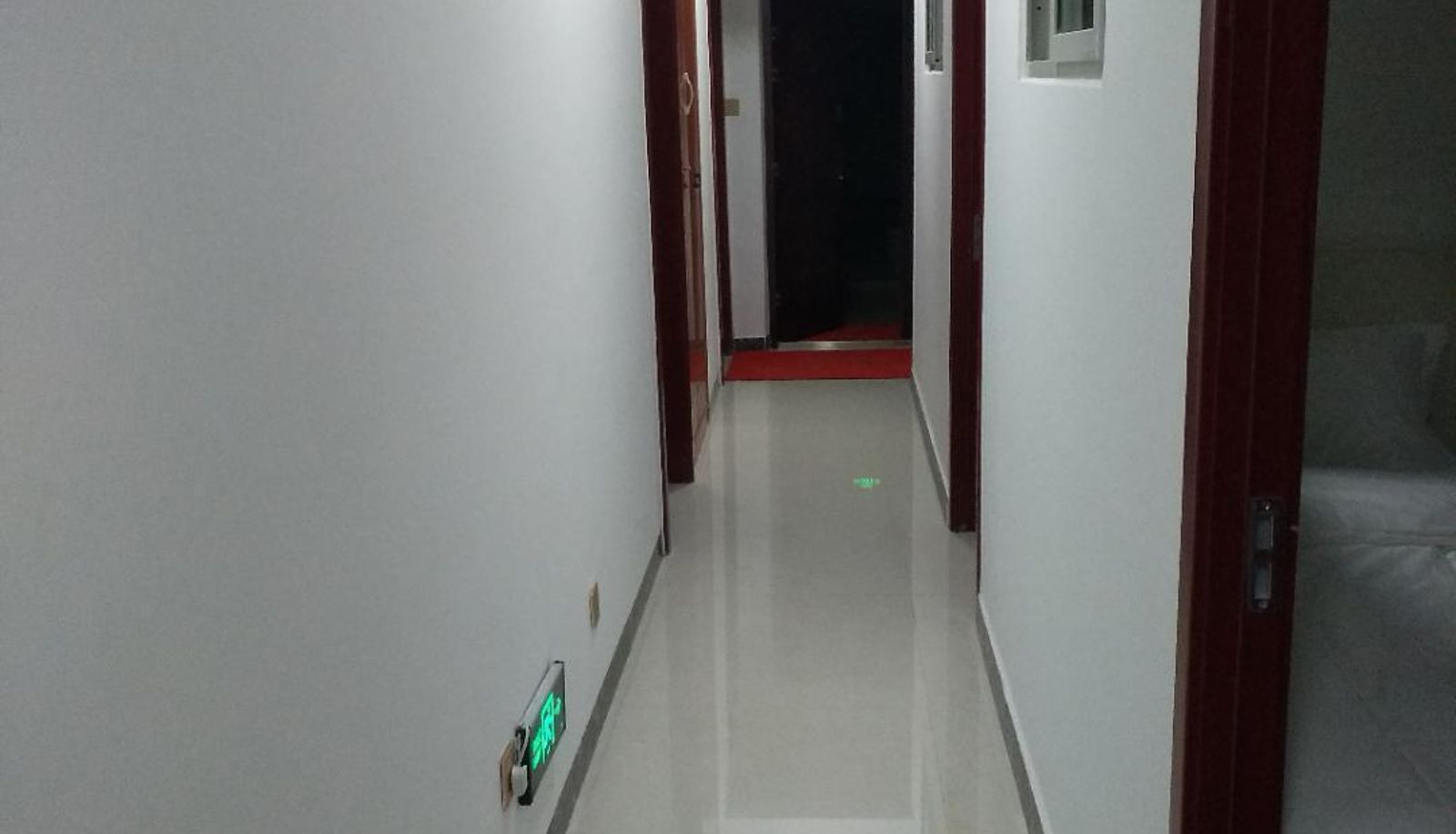 Area esterna dell'hotel - Wenwen Family Hotel