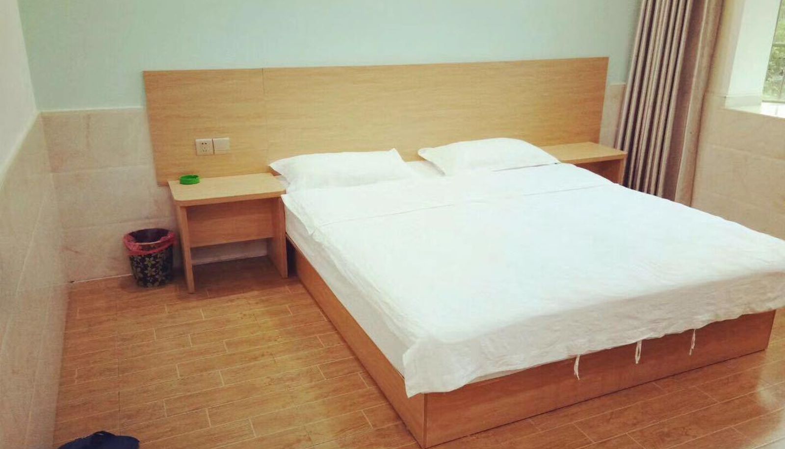Camera - Xiexin Hotel (Chazishan Subway Station Store)