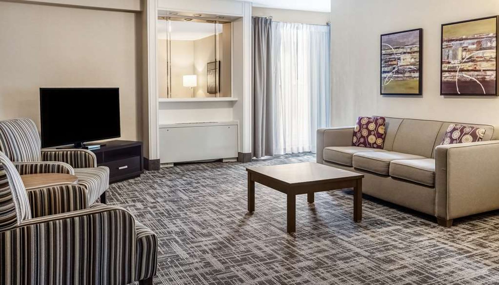 Suite - Best Western Ville-Marie Montreal Hotel & Suites