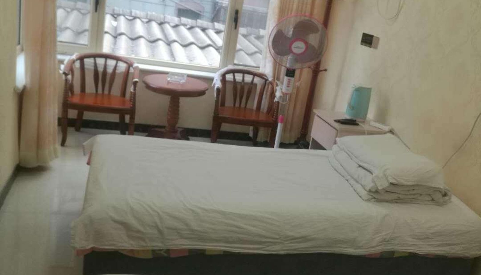Friendship Hotel (107 National Road Branch)