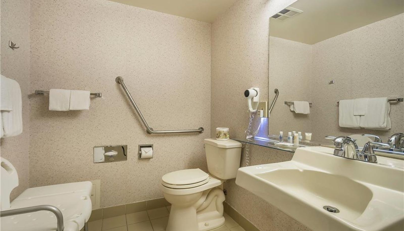 Room - Comfort Inn