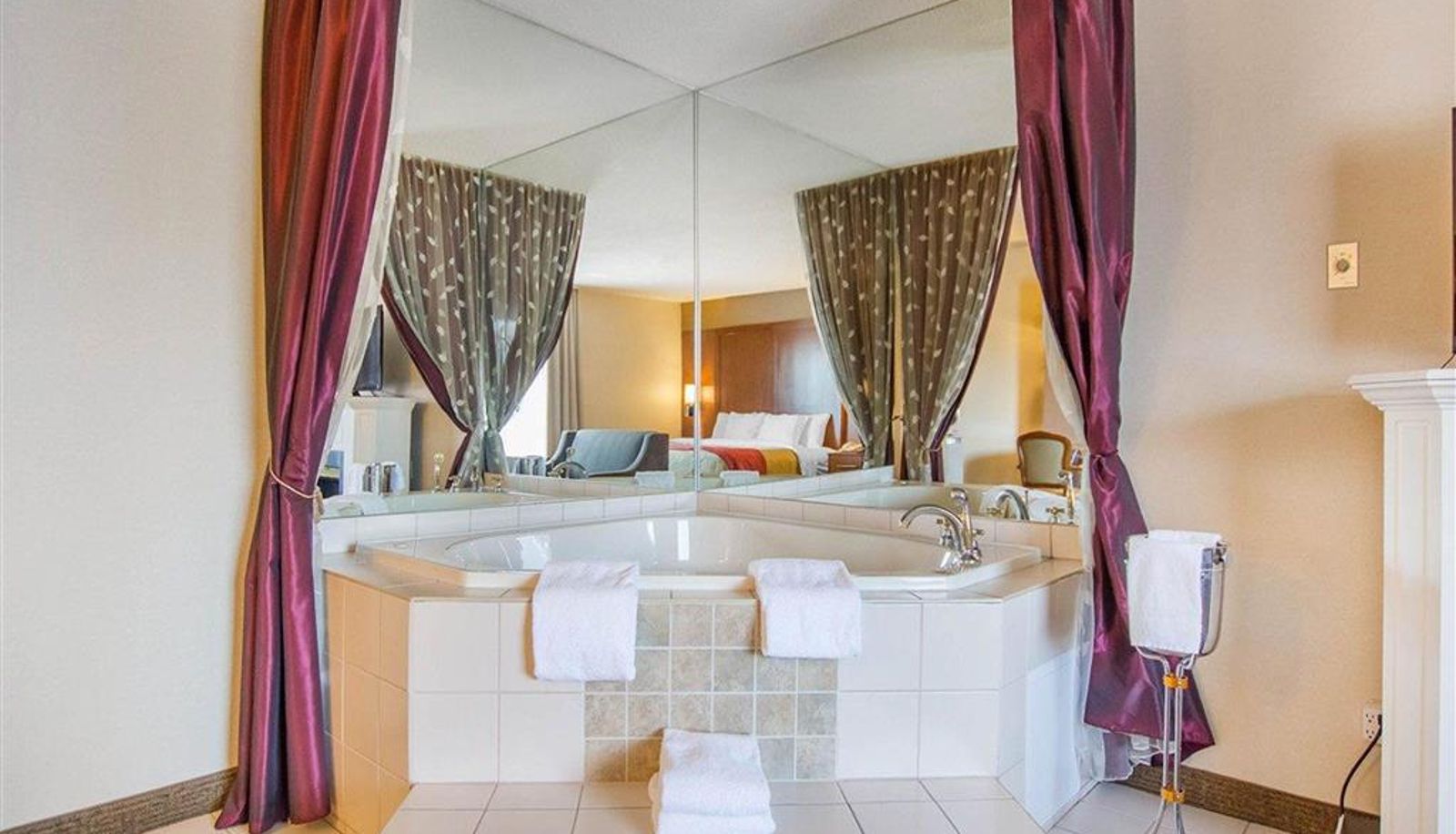 Room - Comfort Inn