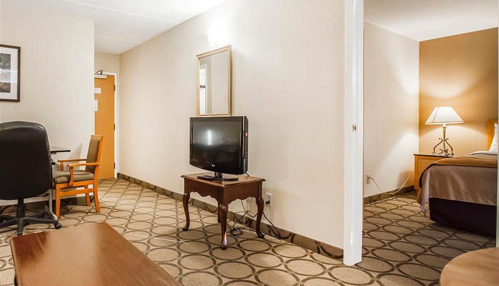 Room - Comfort Inn