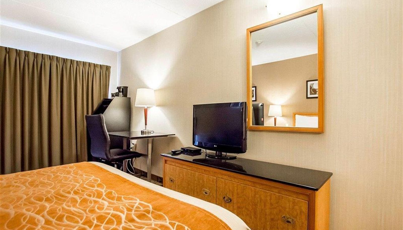 Camera - Comfort Inn