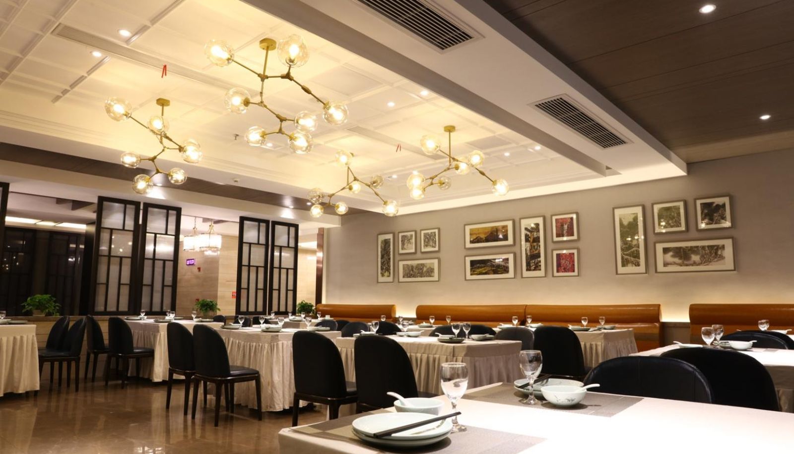 Area esterna dell'hotel - New Ruyi Hotel