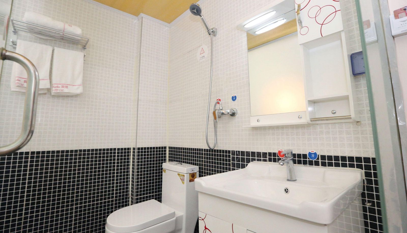 Area esterna dell'hotel - Yunshang Hotel