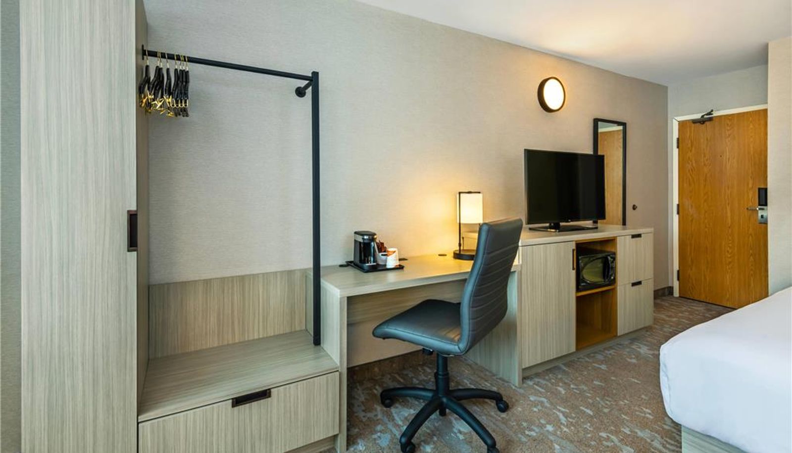 Room - Comfort Inn