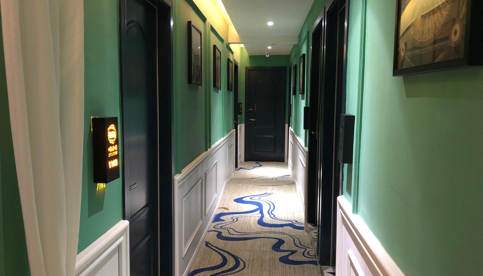 Hotel Außenbreich - He She Art Shop (Wuyi Square Subway Station Store)