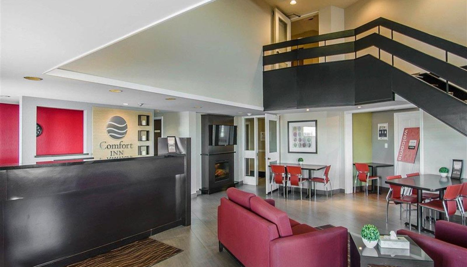 Hall - Comfort Inn