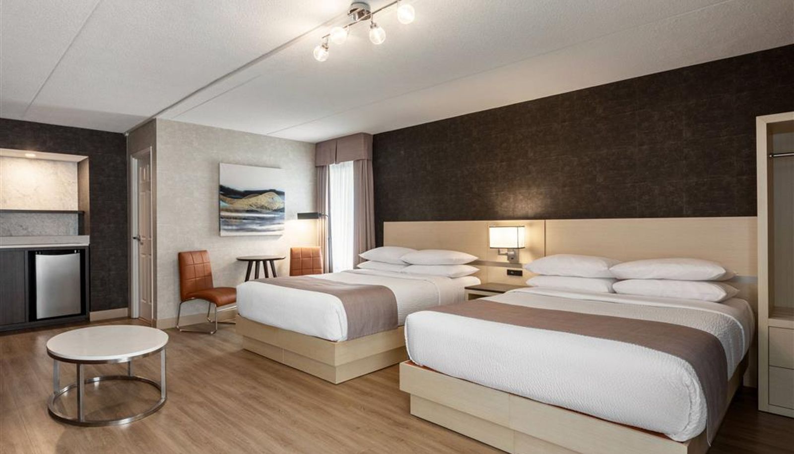 Habitación - Days Inn by Wyndham Toronto West Mississauga