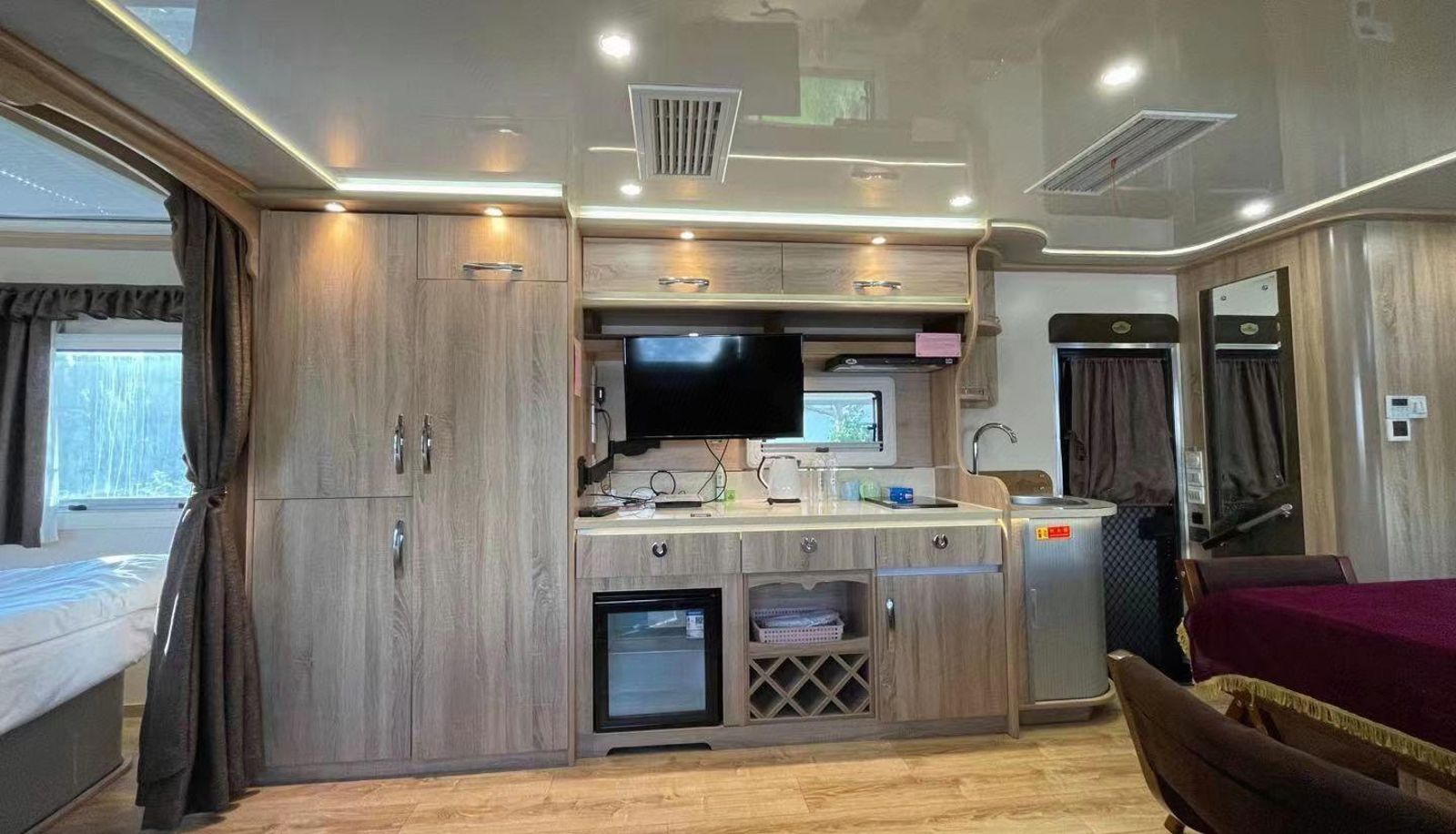 Family room - Dream Seeking RV Campsite