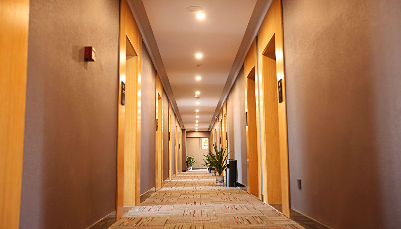 Buitenruimte van het hotel - Shangkeyou Selected Hotel (Dieshan Road Tengwangge Pedestrian Street Store)