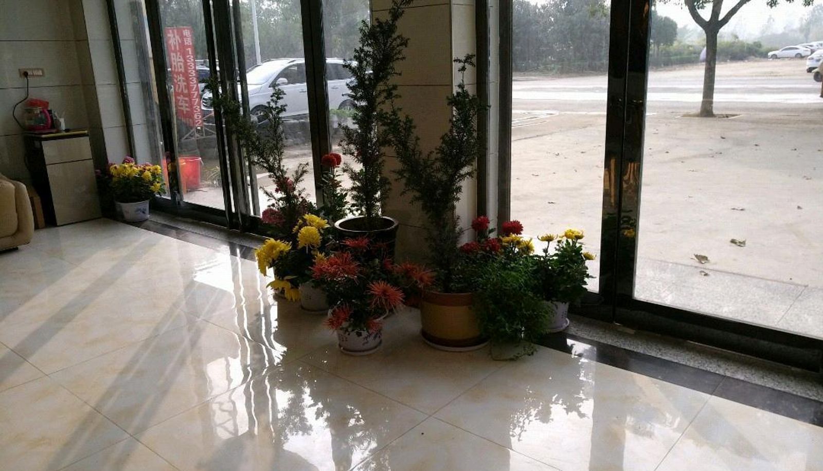 Hotel outdoor area - Guanzhuang Business Hotel