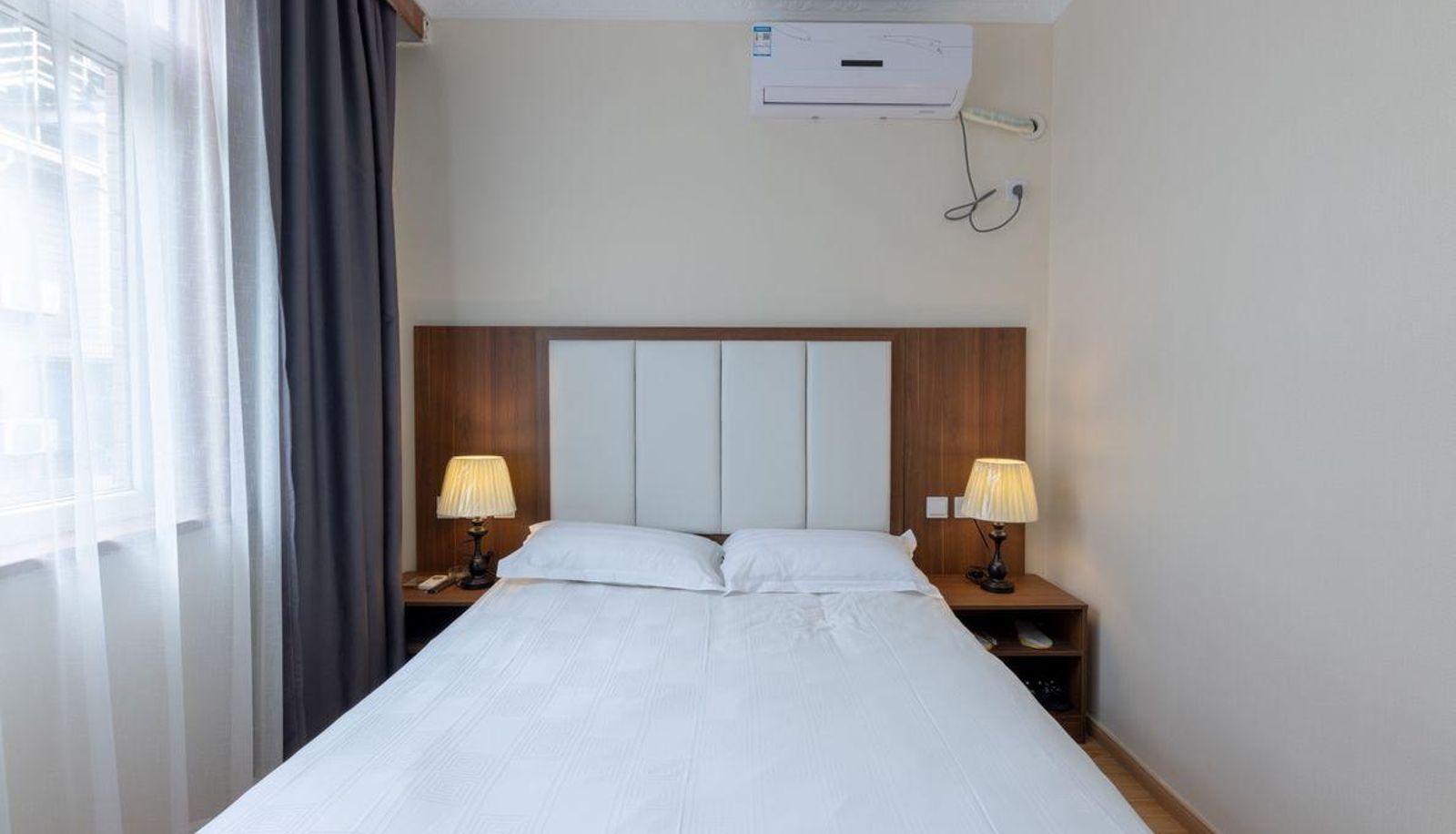 Room - A homestay (West Lake Xiaohe Mountain Branch)