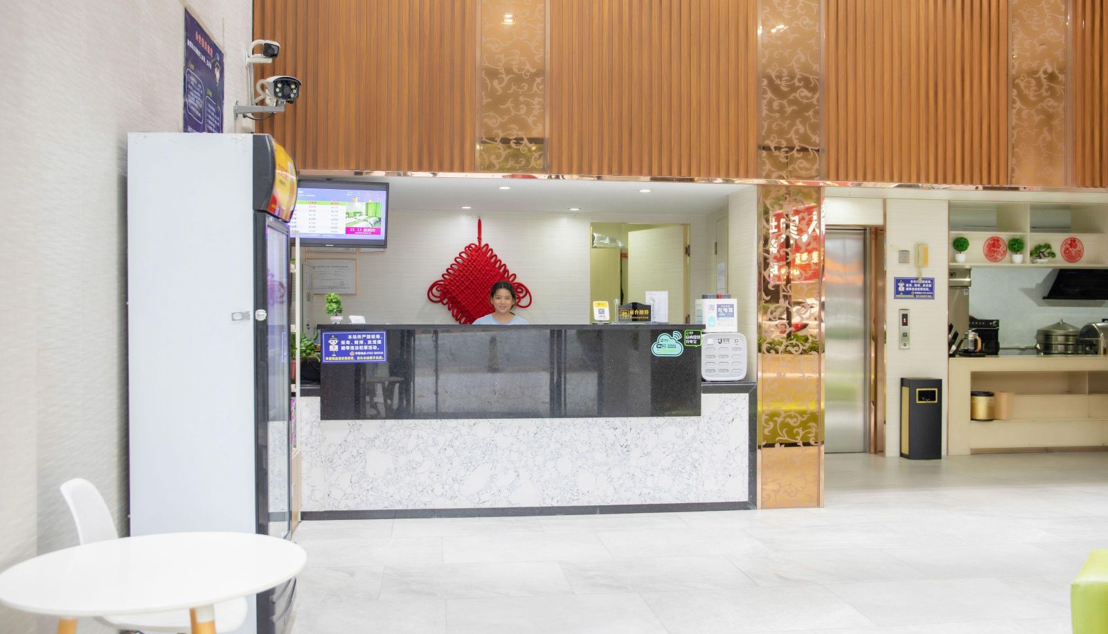 Zewnętrzna część hotelu - Yuelong Boutique Hotel