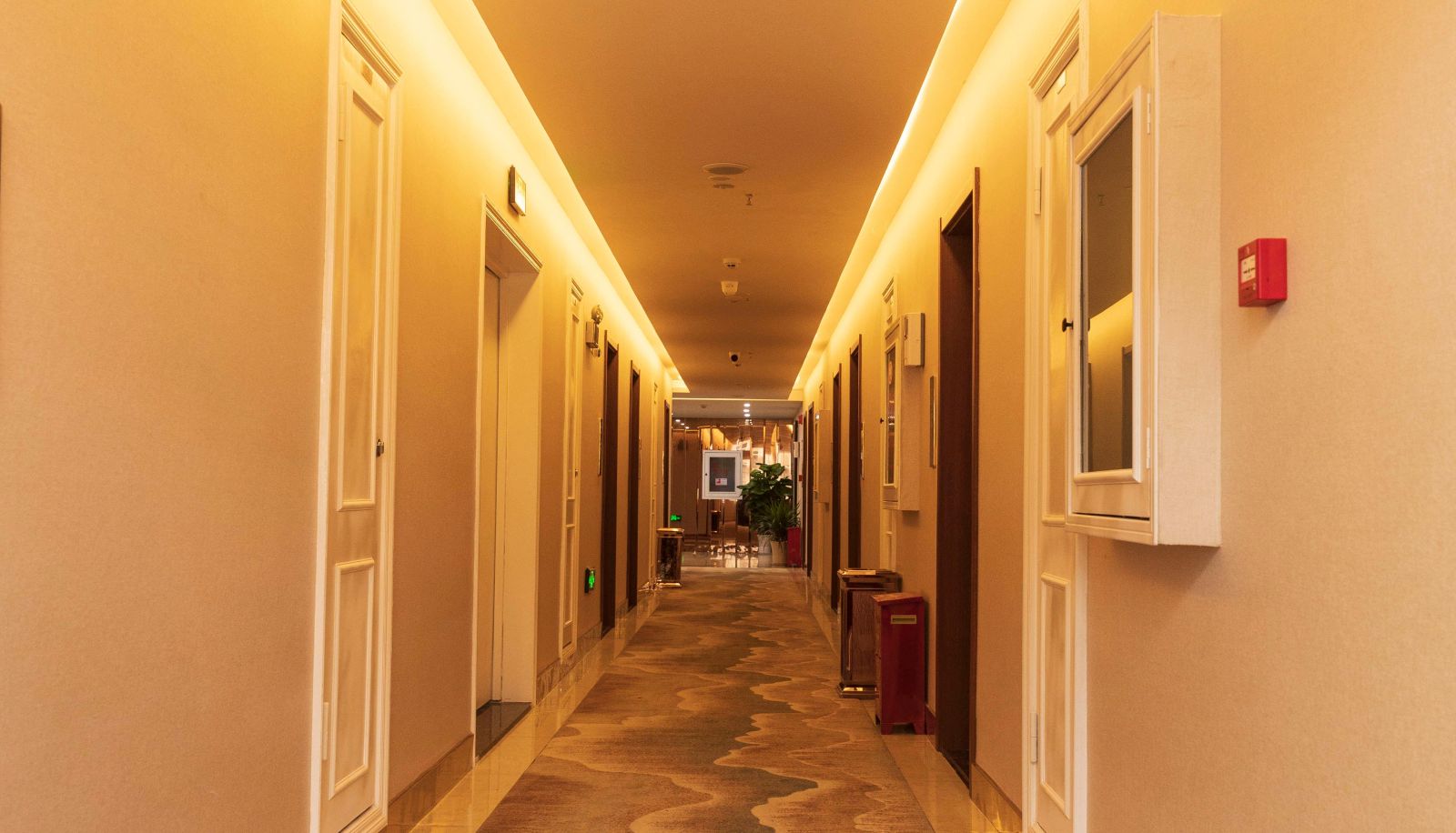 Area esterna dell'hotel - Villman Hotel