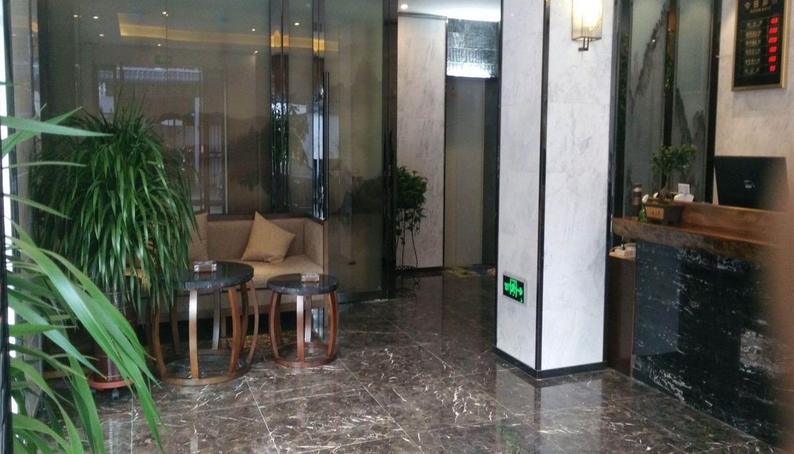 Hotel outdoor area - Langyue Boutique Hotel