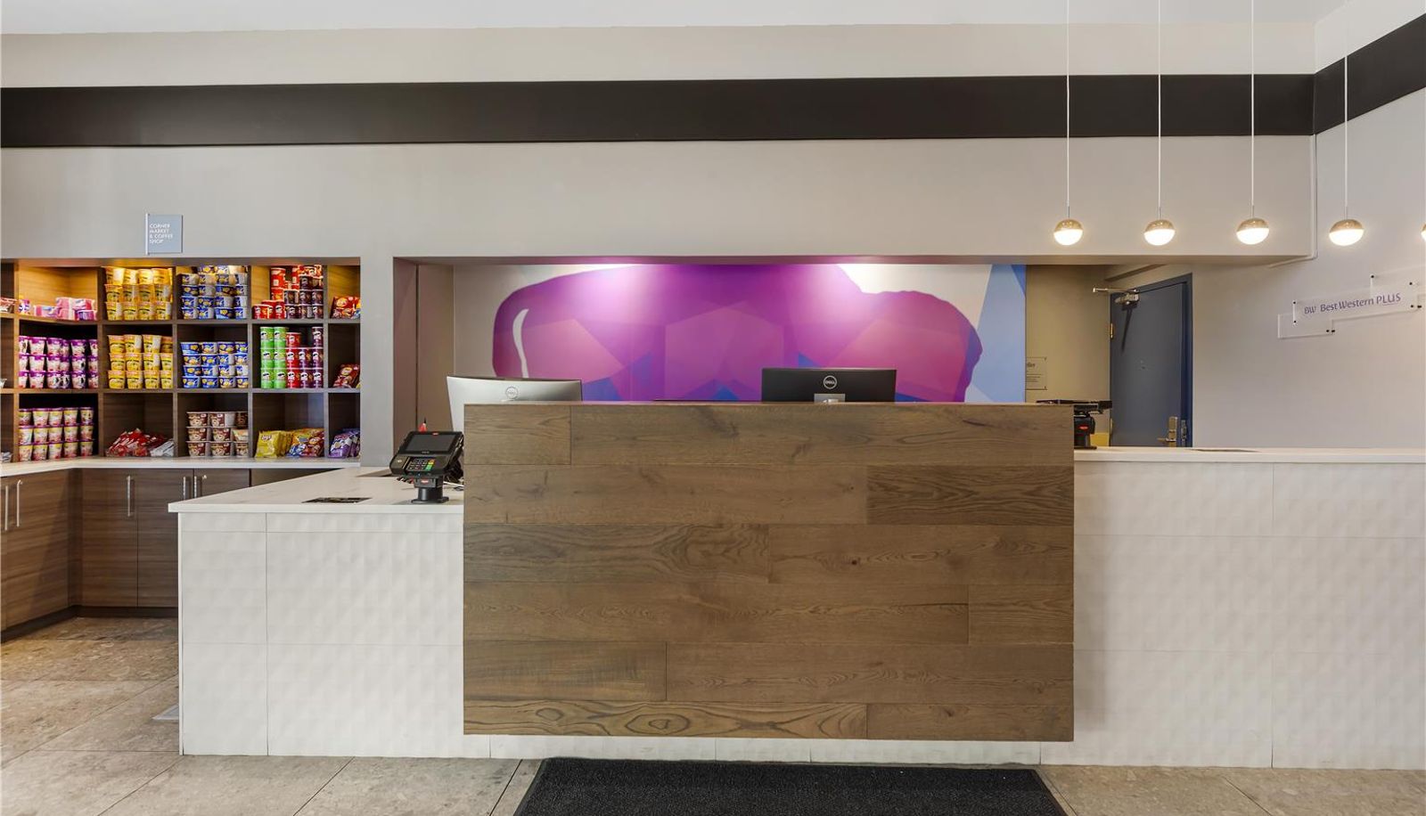 Hal - Best Western Plus West Edmonton