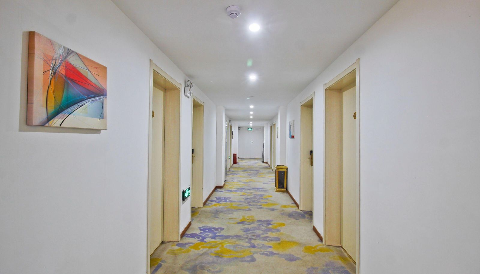 Extérieur de l'hôtel - Chain Apartments Along the Way (Baohe Garden Branch of High Speed Rail South Station)