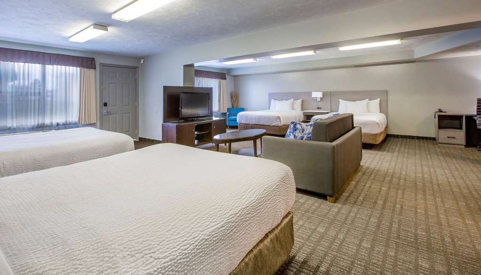 Camera - Days Inn & Suites by Wyndham Moncton
