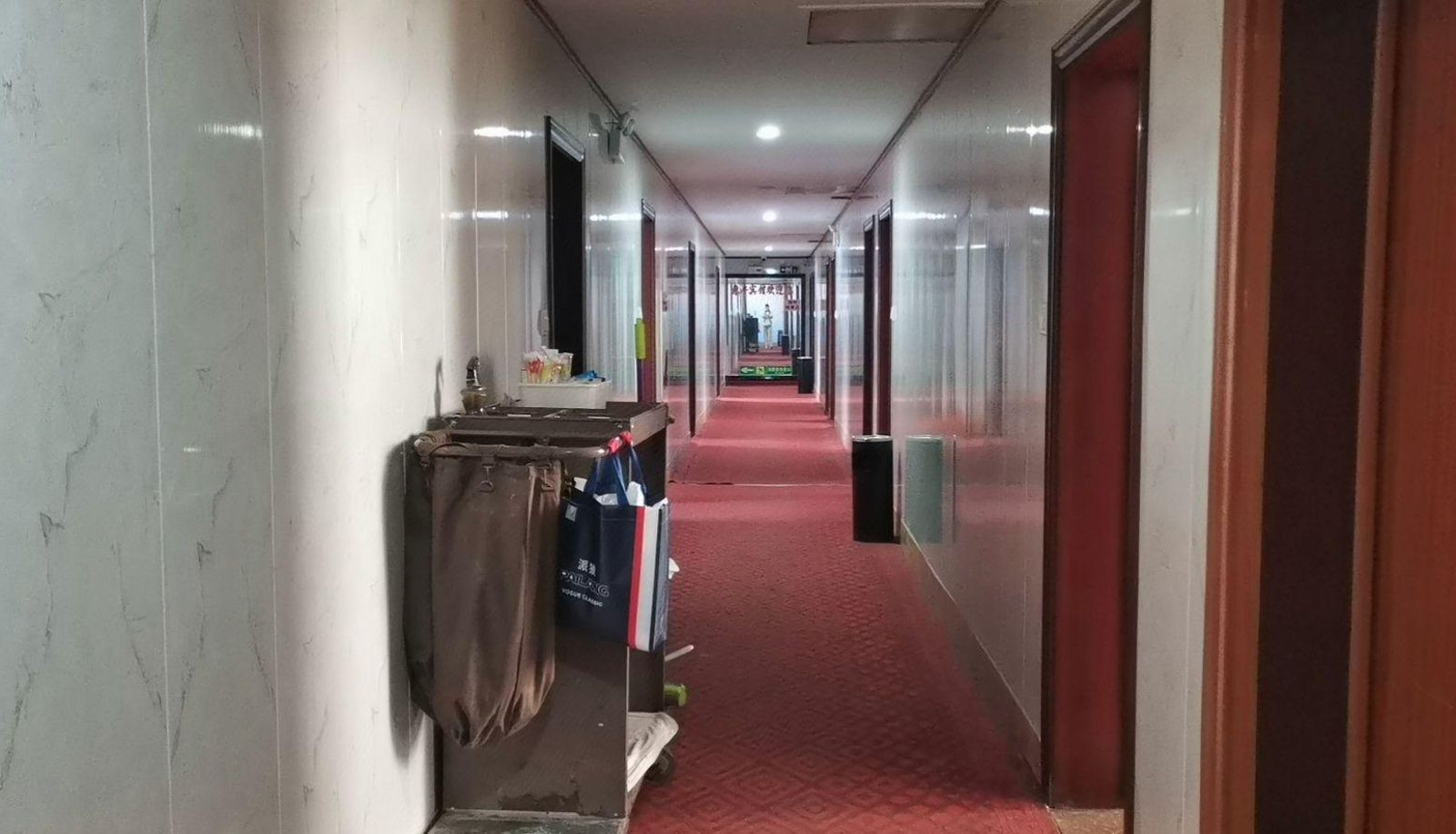 Area esterna dell'hotel - Huifeng Hotel