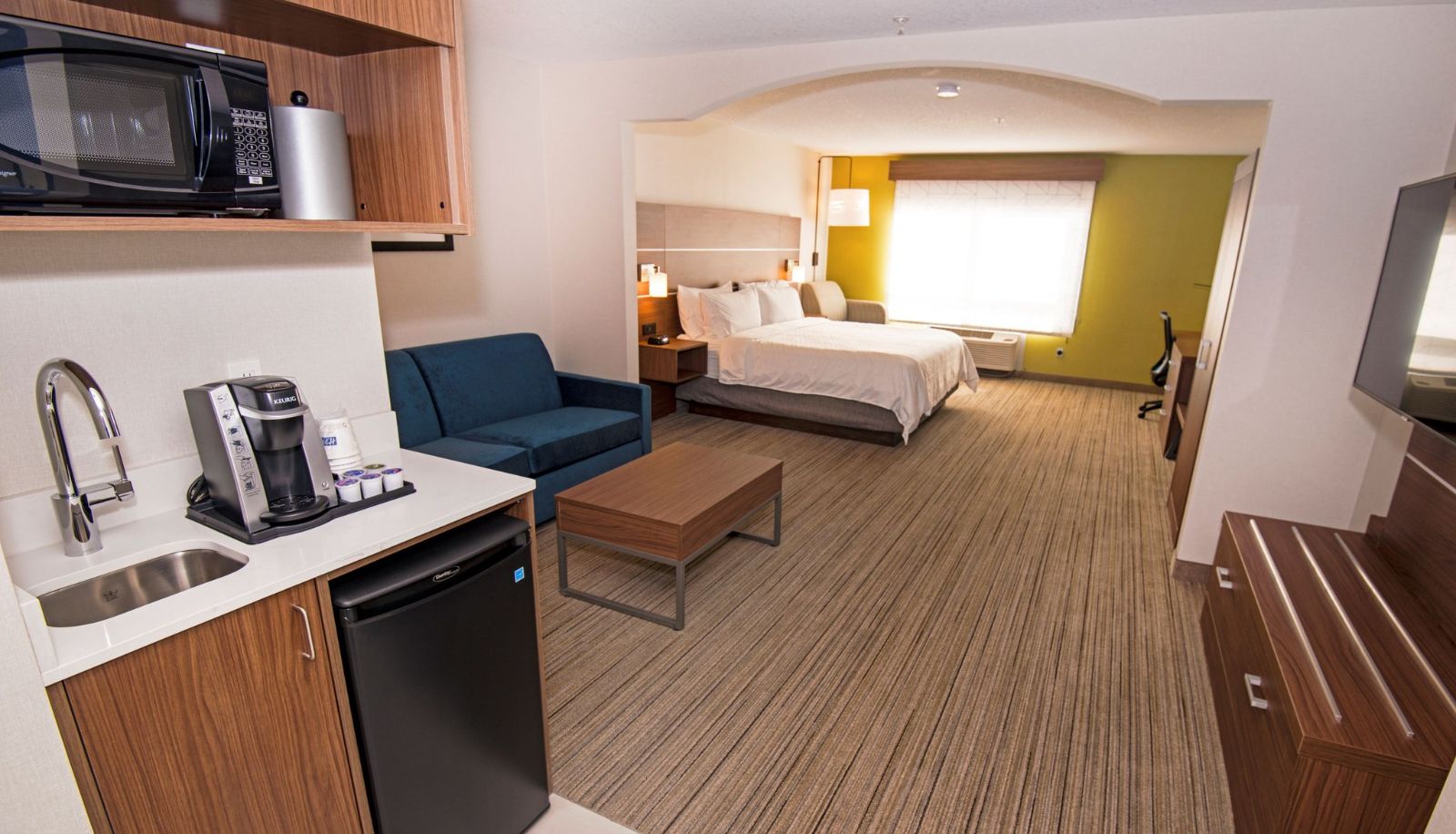 Room - Holiday Inn HINTON by IHG