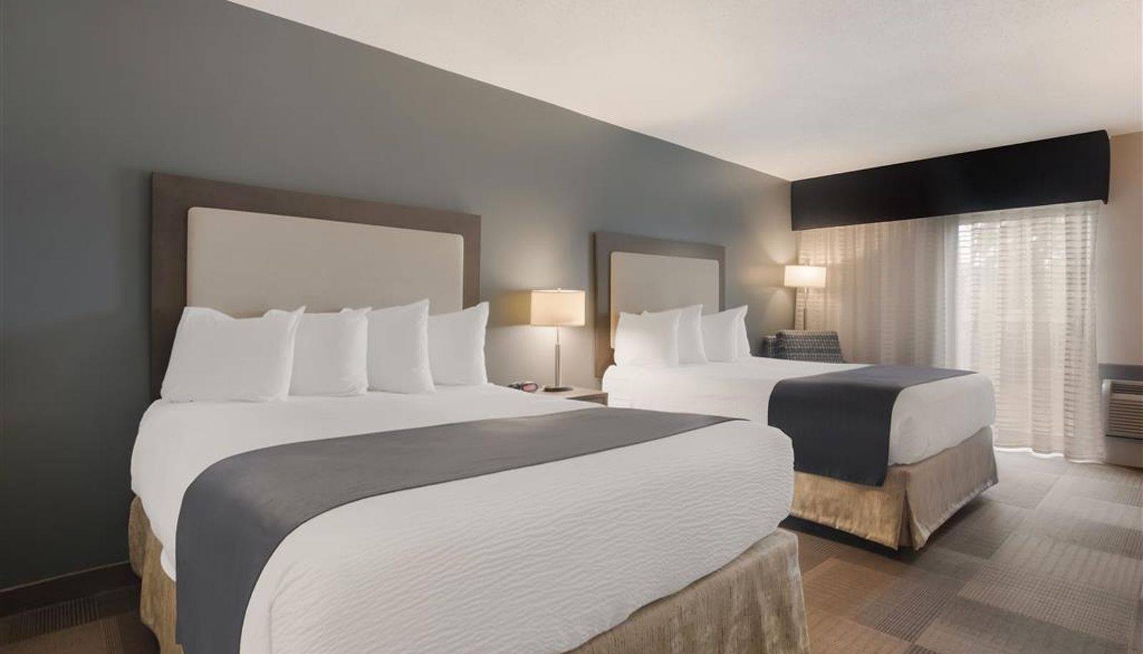 Zimmer - Best Western St Catharines Hotel & Conference Centre
