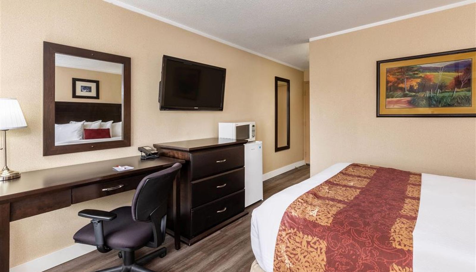 Zimmer - Ramada by Wyndham Coquitlam