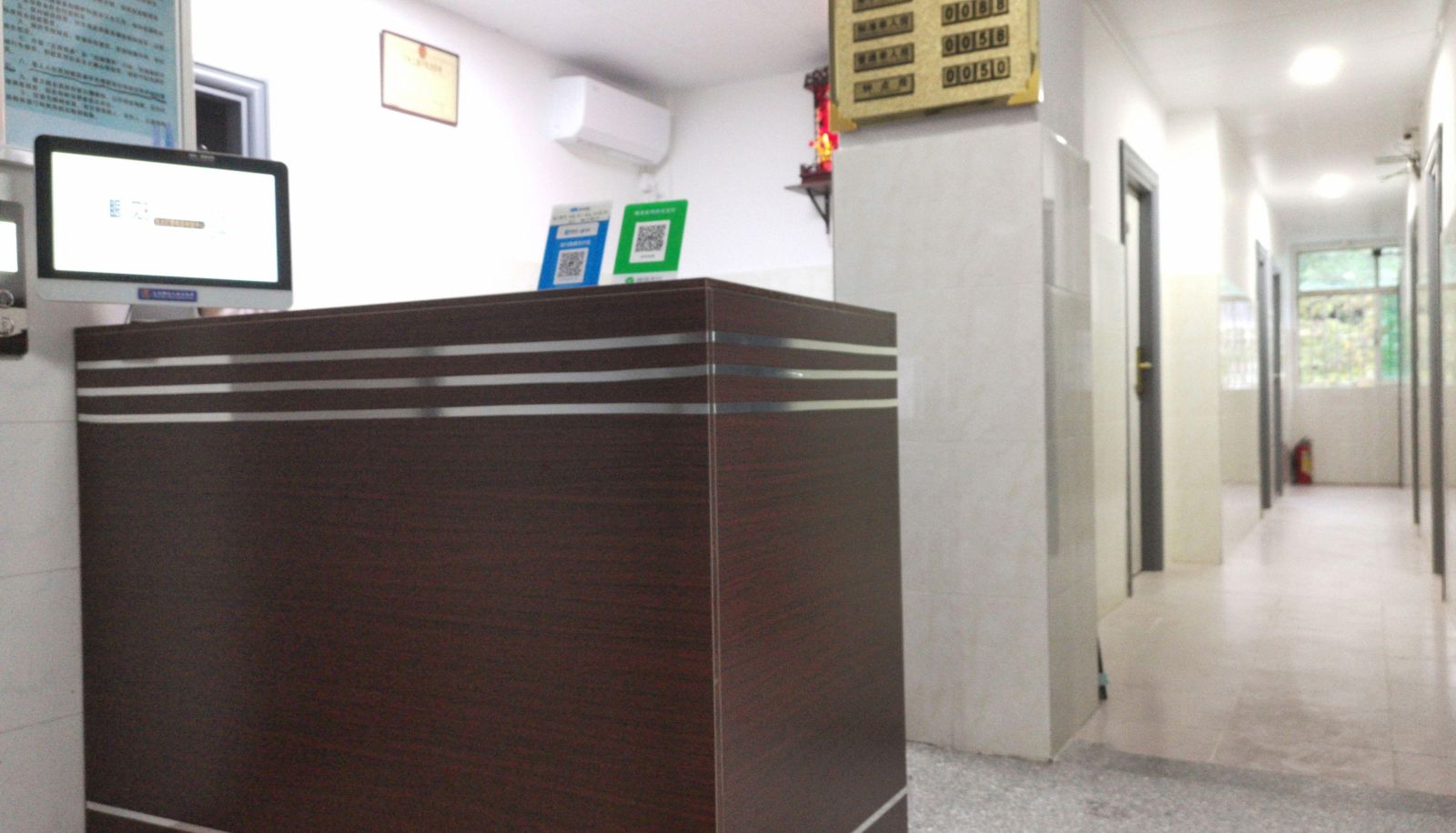 Zona exterior del hotel - Hexing Business Accommodation