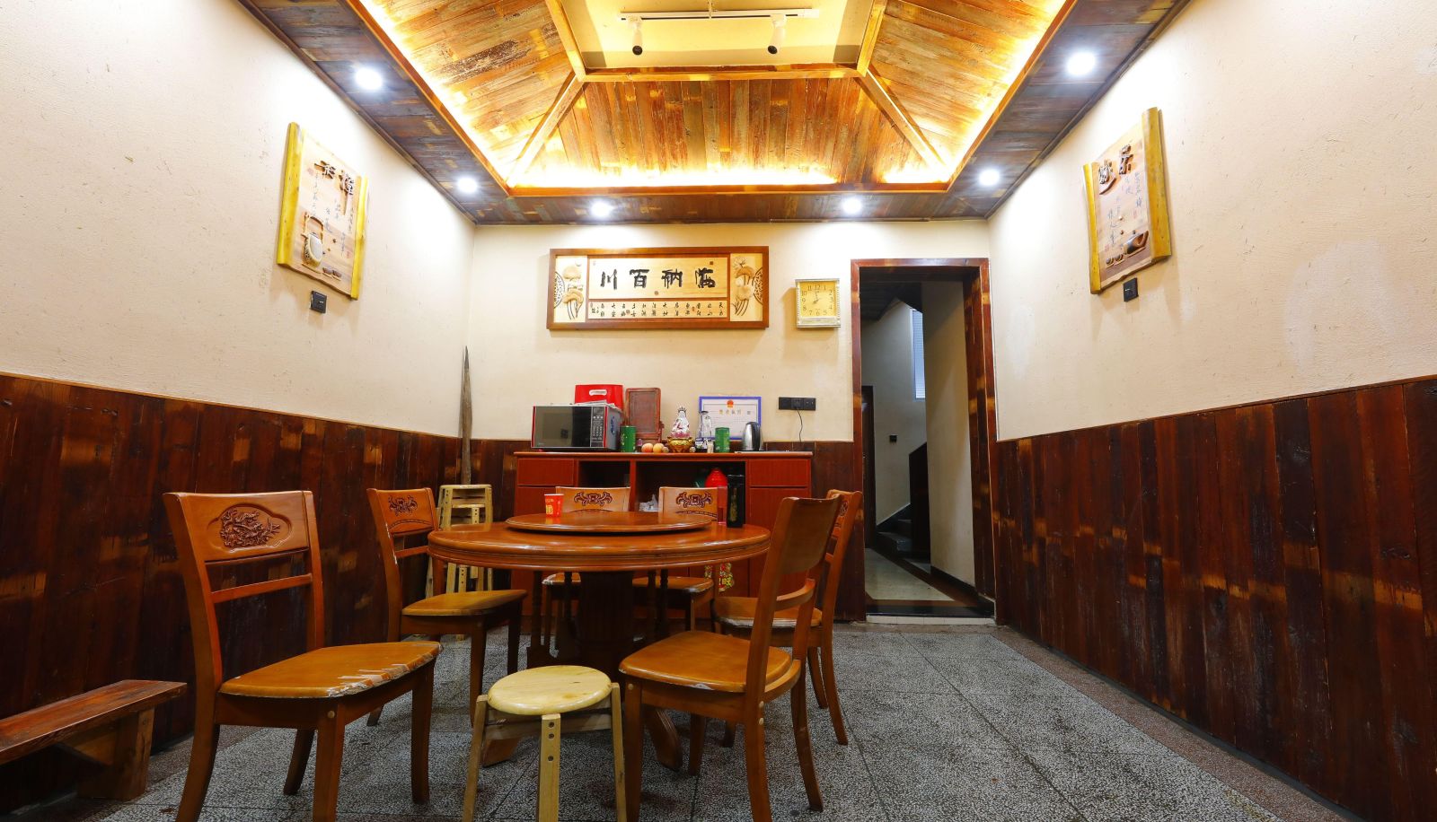 Hotel outdoor area - Heqi Yayuan