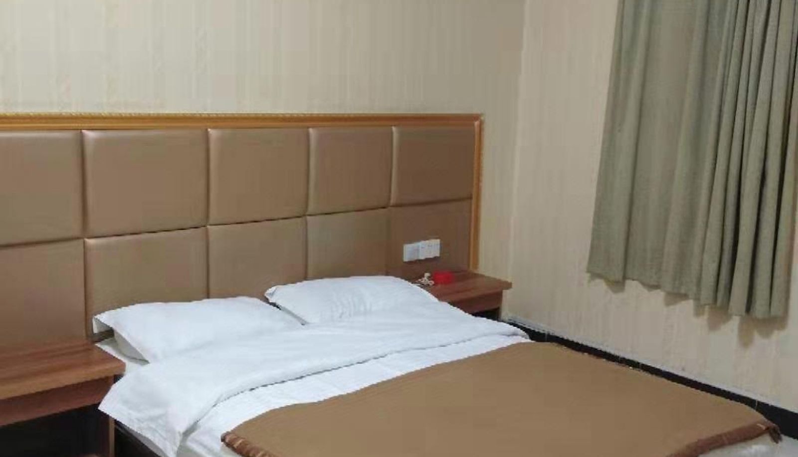 Zimmer - Xinyuan Hotel (Tianjiawan Subway Station Store)