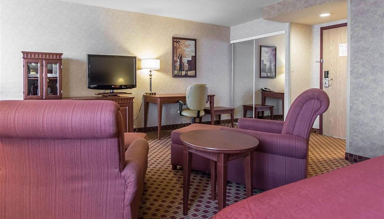 Zimmer - Quality Inn & Suites Bay Front