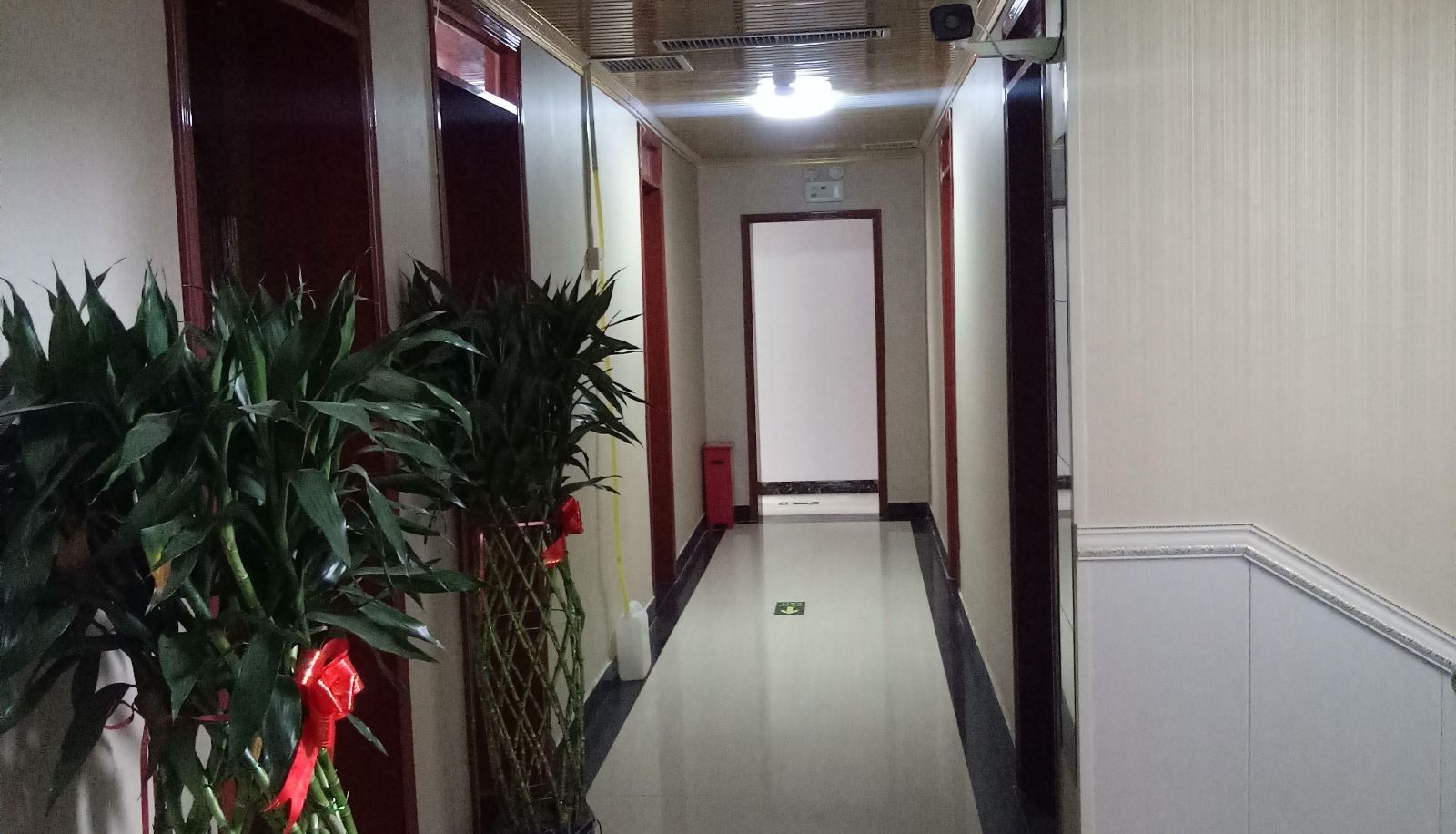 Hotel outdoor area - Pinyou Business Hotel