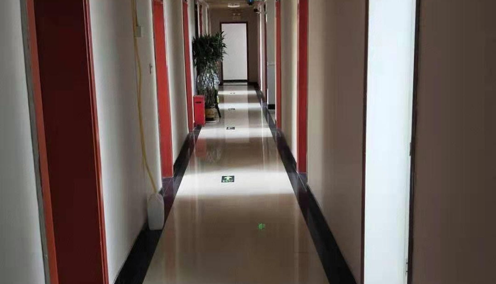 Hotel Außenbreich - Pinyou Business Hotel