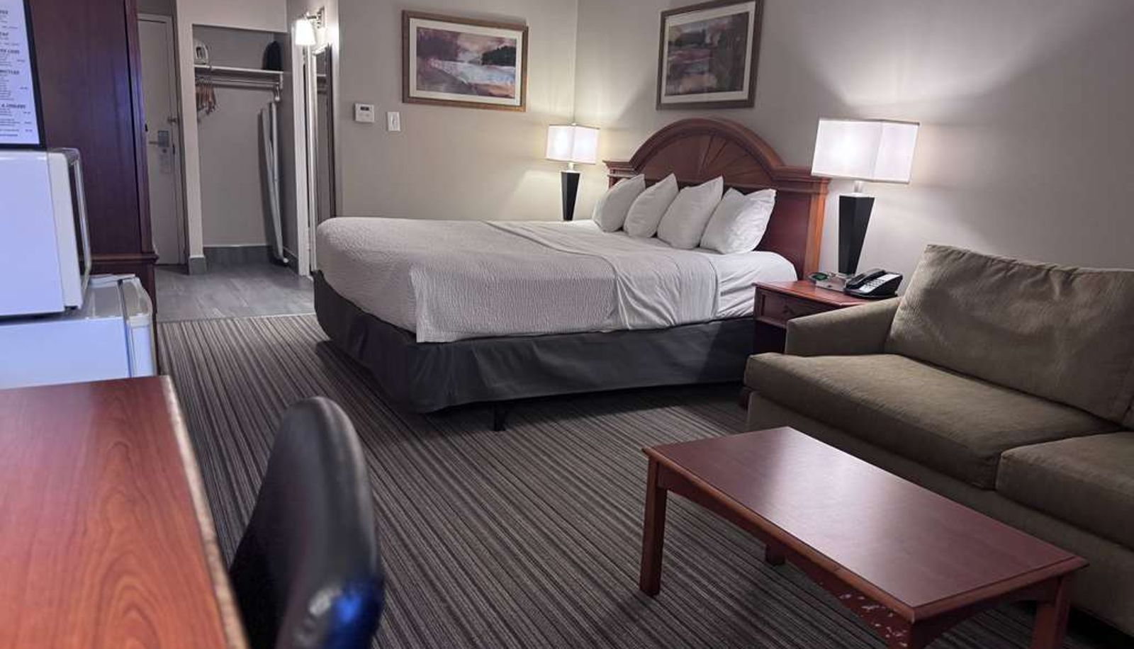Zimmer - Ramada by Wyndham London
