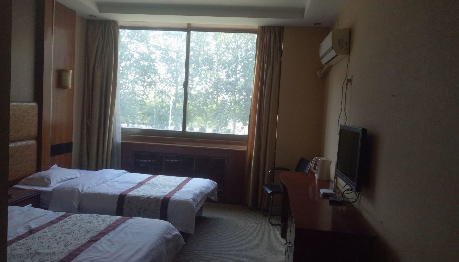 Zewnętrzna część hotelu - Youjia Hotel
