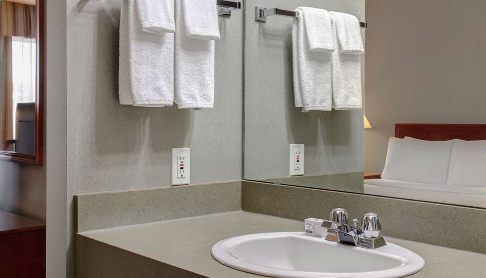 Pokój - Days Inn by Wyndham Whitecourt