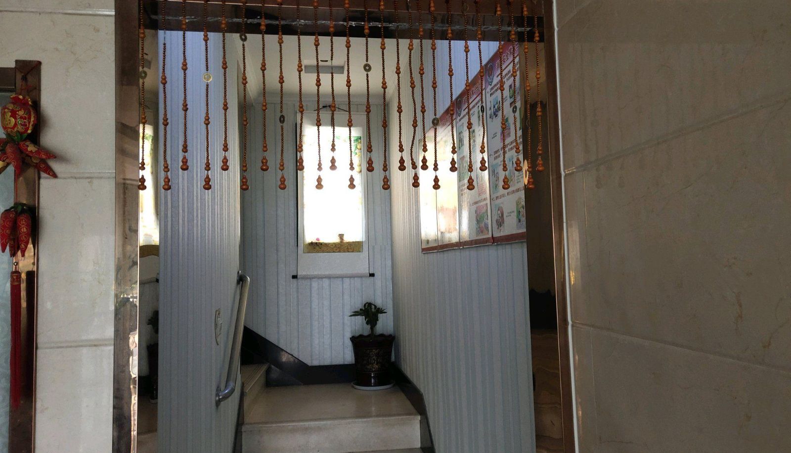 Buitenruimte van het hotel - New Yunpeng Hotel