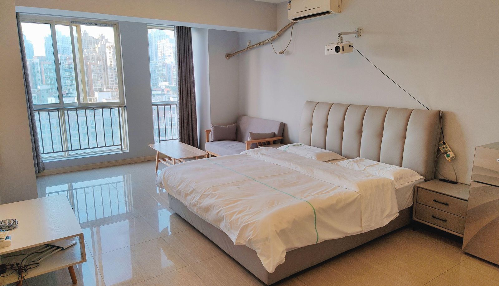 Zimmer - April Hotel (Keji Road Zhangba North Road Subway Station Store)