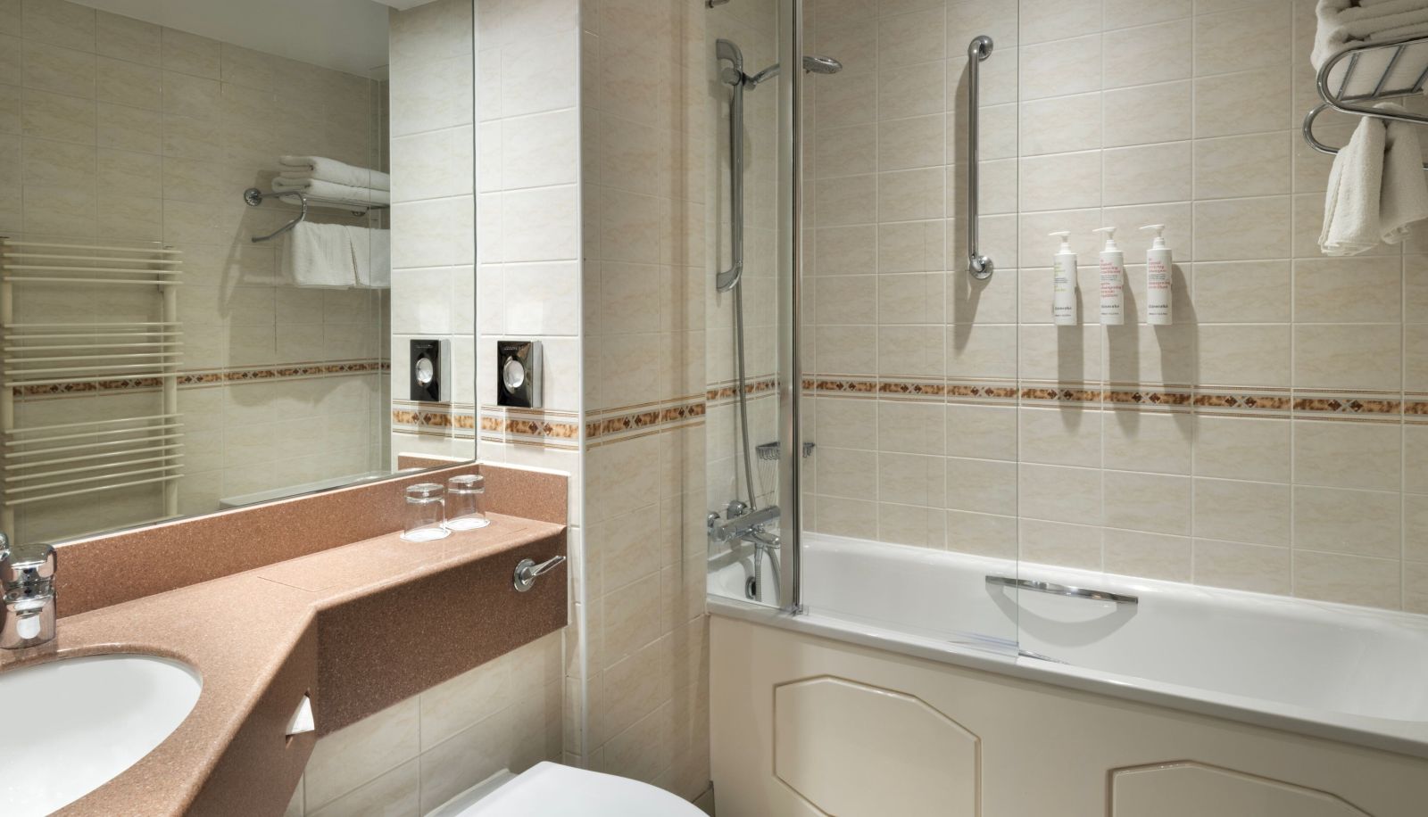 Zimmer - Delta Hotels by Marriott Worsley Park Country Club