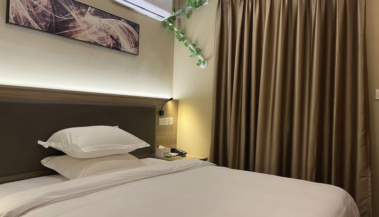 Business-kamer - Songyi Hotel (Shanghai Songjiang University City Rongfeng Life Plaza Store)