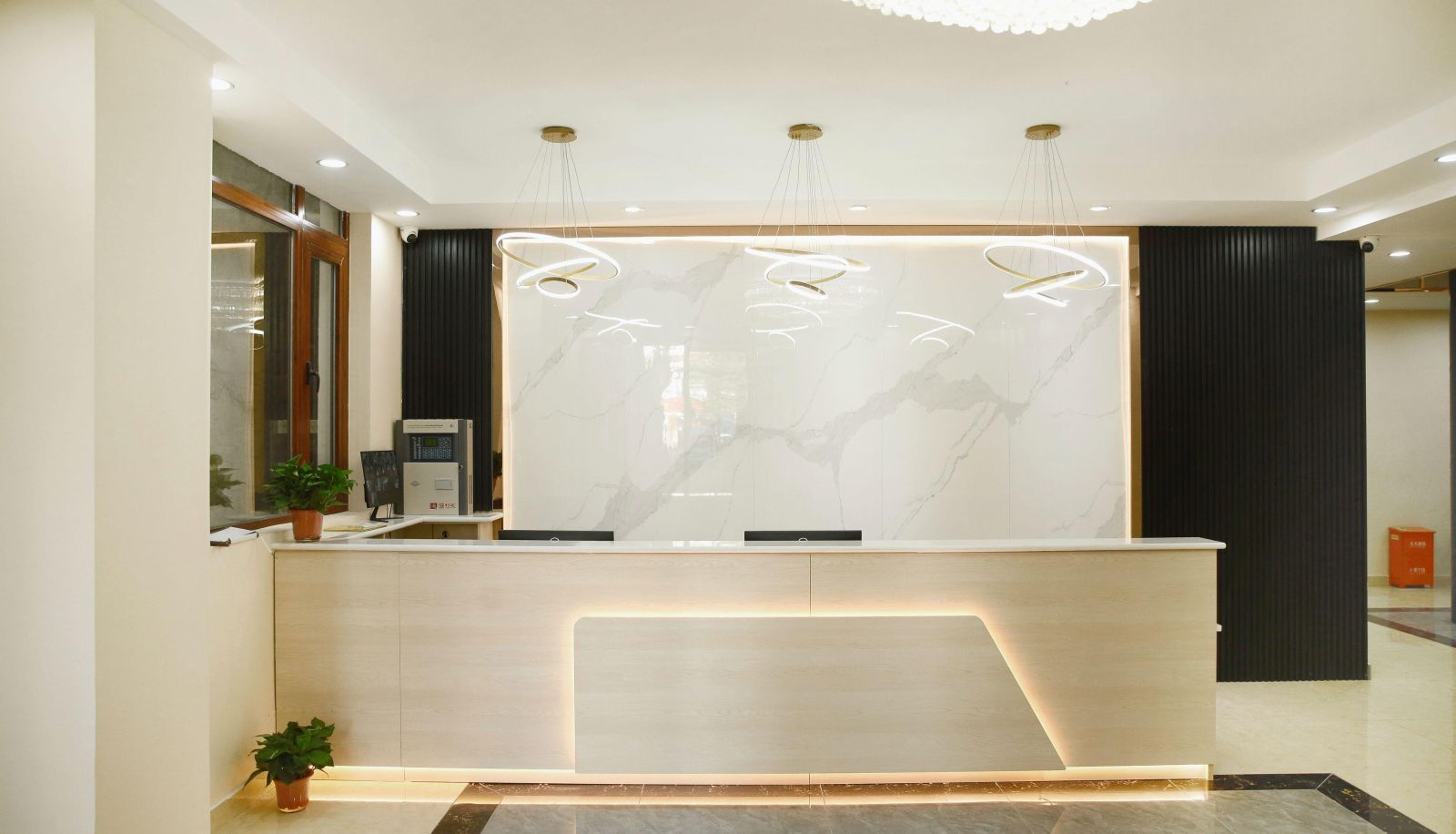 Area esterna dell'hotel - Pinyue Selected Hotel