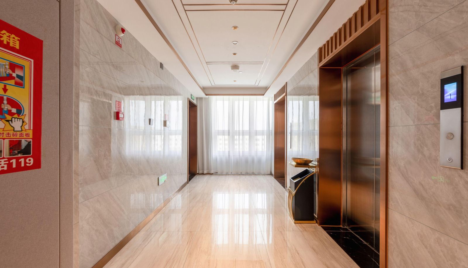 Buitenruimte van het hotel - Youyi Hotel