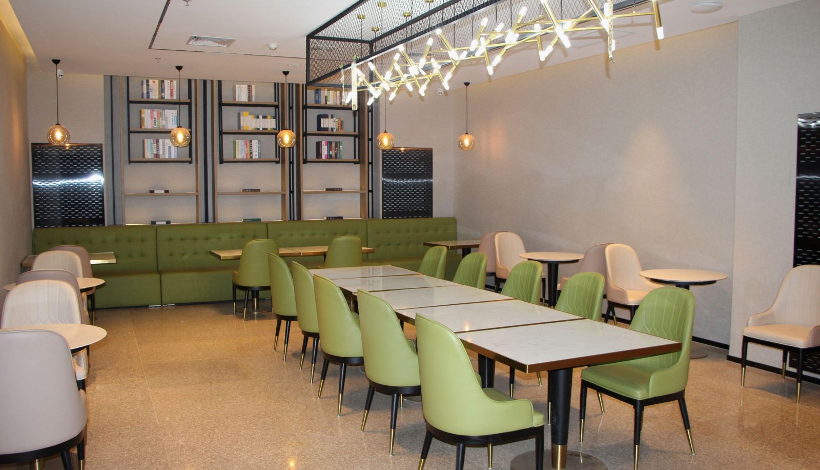 Area esterna dell'hotel - Open source hotels
