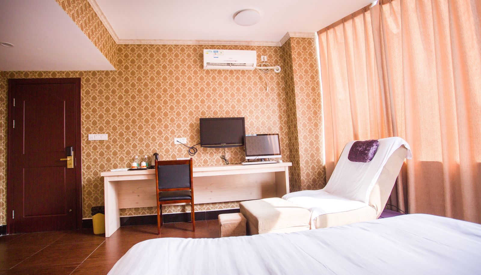 Business-Zimmer - Nanchang Star 168 Film and Television Chain Hotel (Fuxing Avenue East Subway Station Store)