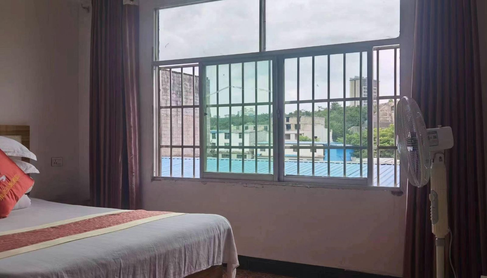 Room - Wankelong Hotel (Jinyang Bus Station Store)