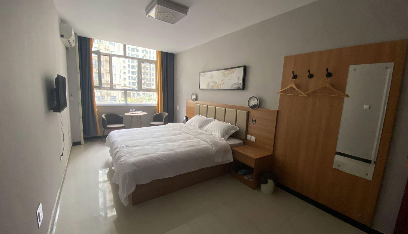 Camera business - Jiayi Hotel