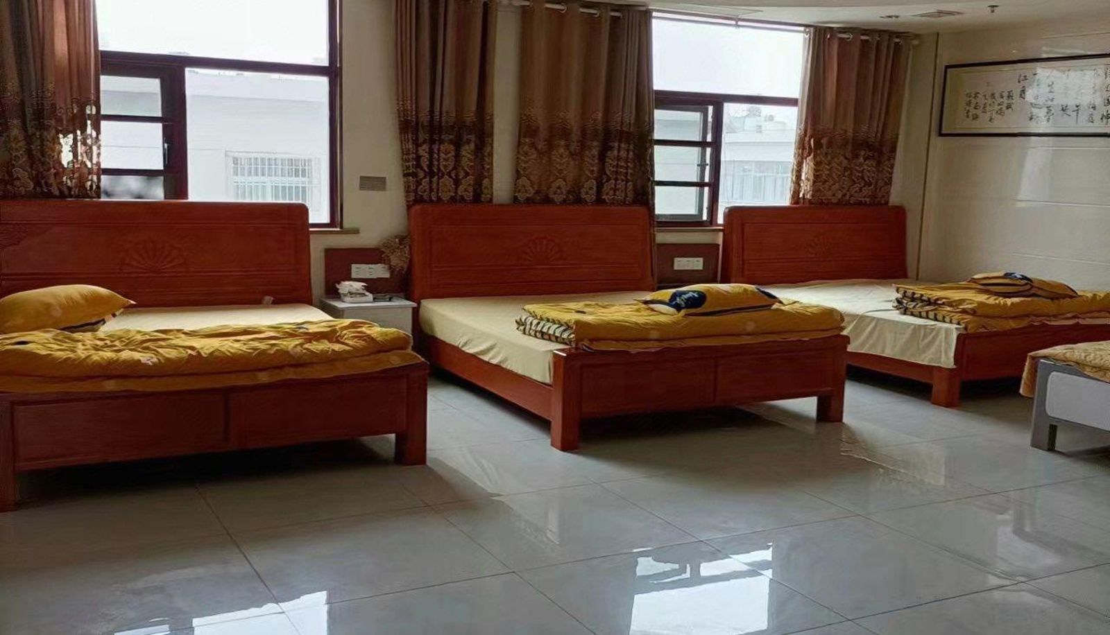 Room - Sun Moon Star Hotel